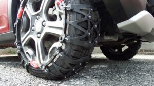 雪道スリップ対策にスズキハスラー用の非金属タイヤチェーンを買いました【バイアスロン クイックイージー】