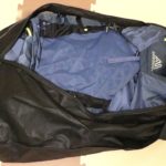 【登山ザックの保管方法】ホコリ汚れ・カビ対策に不織布のスーツカバーを採用