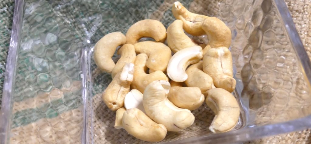 自然の館のカシューナッツ1kgの口コミ