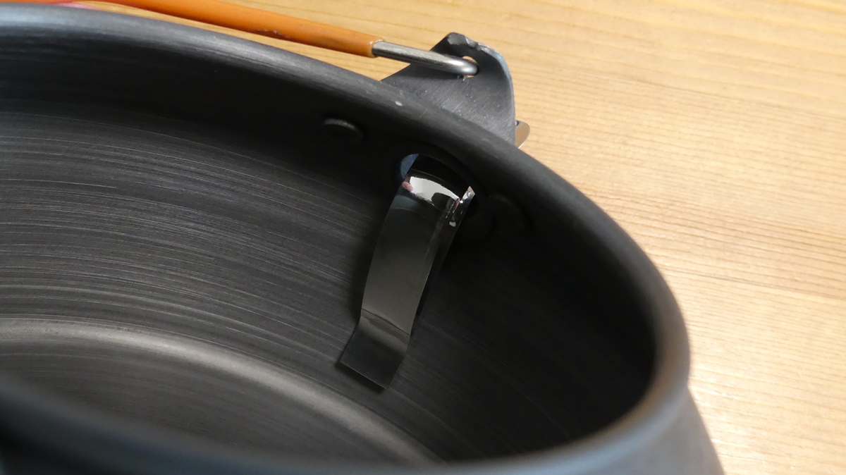 変身ドリップケトル装着時の内側