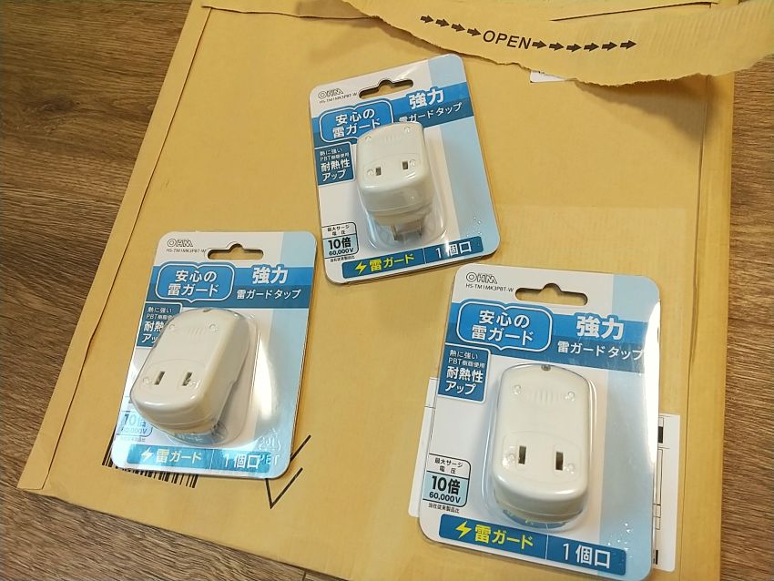 オーム電機の雷ガード電源タップ60000ボルト