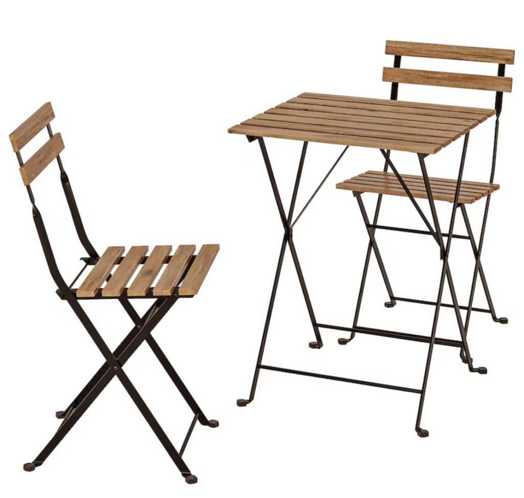 イケアの格安木製ガーデンテーブル