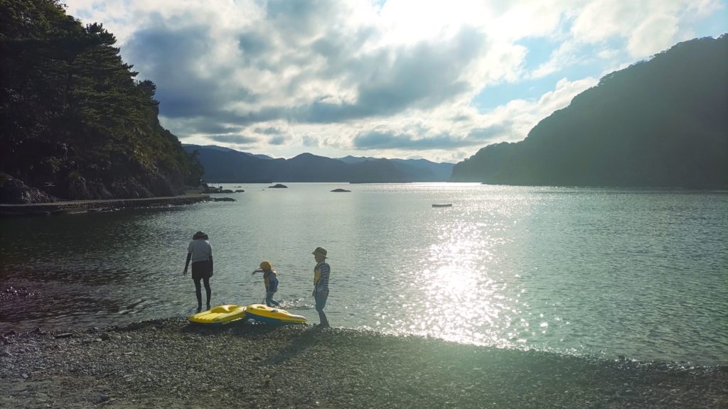 お盆過ぎのクラゲ対策の子供用ラッシュガードを買った